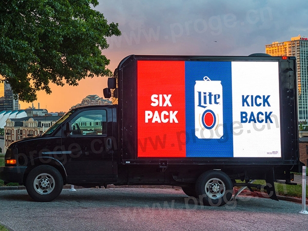 USA Truck Outdoor LED Display